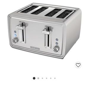 Black and Decker 4 slice toaster- stainless steel